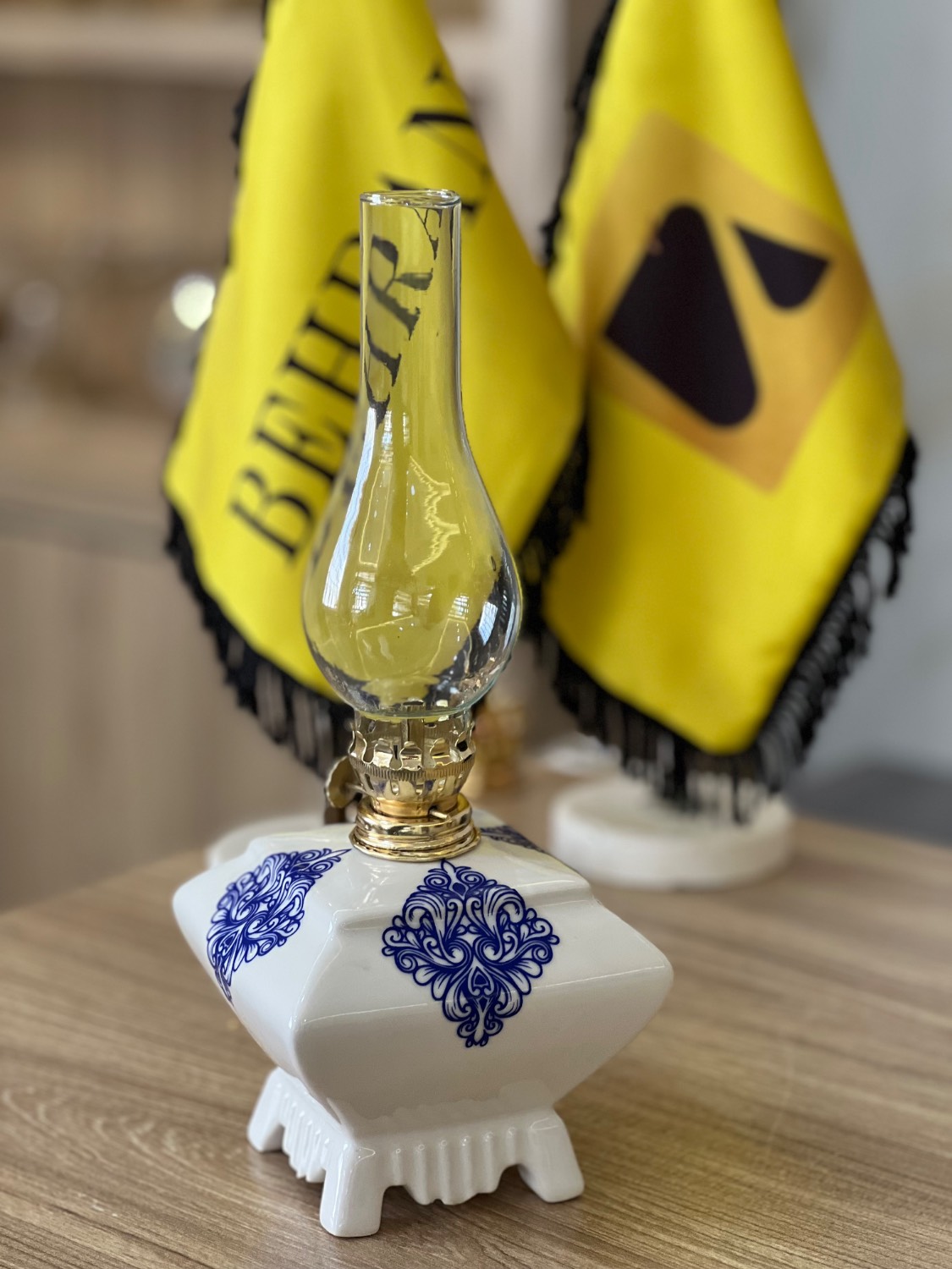 چراغ گردسوز  ELARIS  مدل QUADRAT-4